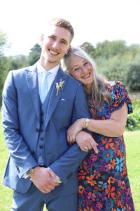groom and mother