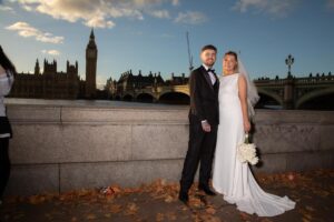 bride and groom with big ben in the background