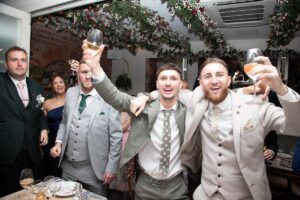 guests enjoy wedding party