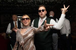 guests enjoy wedding party